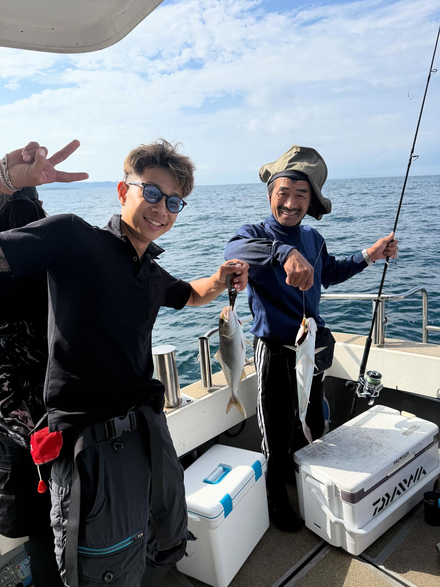 10月18日 タイラバ、SLJ便本日も初見様でのチャーター🤩中々激渋?の中釣れる人は着々と釣っていく🏻最後ネリゴランドでムードメーカーの方が陸まで聞こえるぐらいの歓喜🤣良かった良かった🏻釣れない方も居て申し訳なかったですが🏼♂️是非リベンジお待ちしてます#遊漁船#遊漁船DAIYA#福岡#博多#箱崎漁港#釣り#釣り好きと繋がりたい