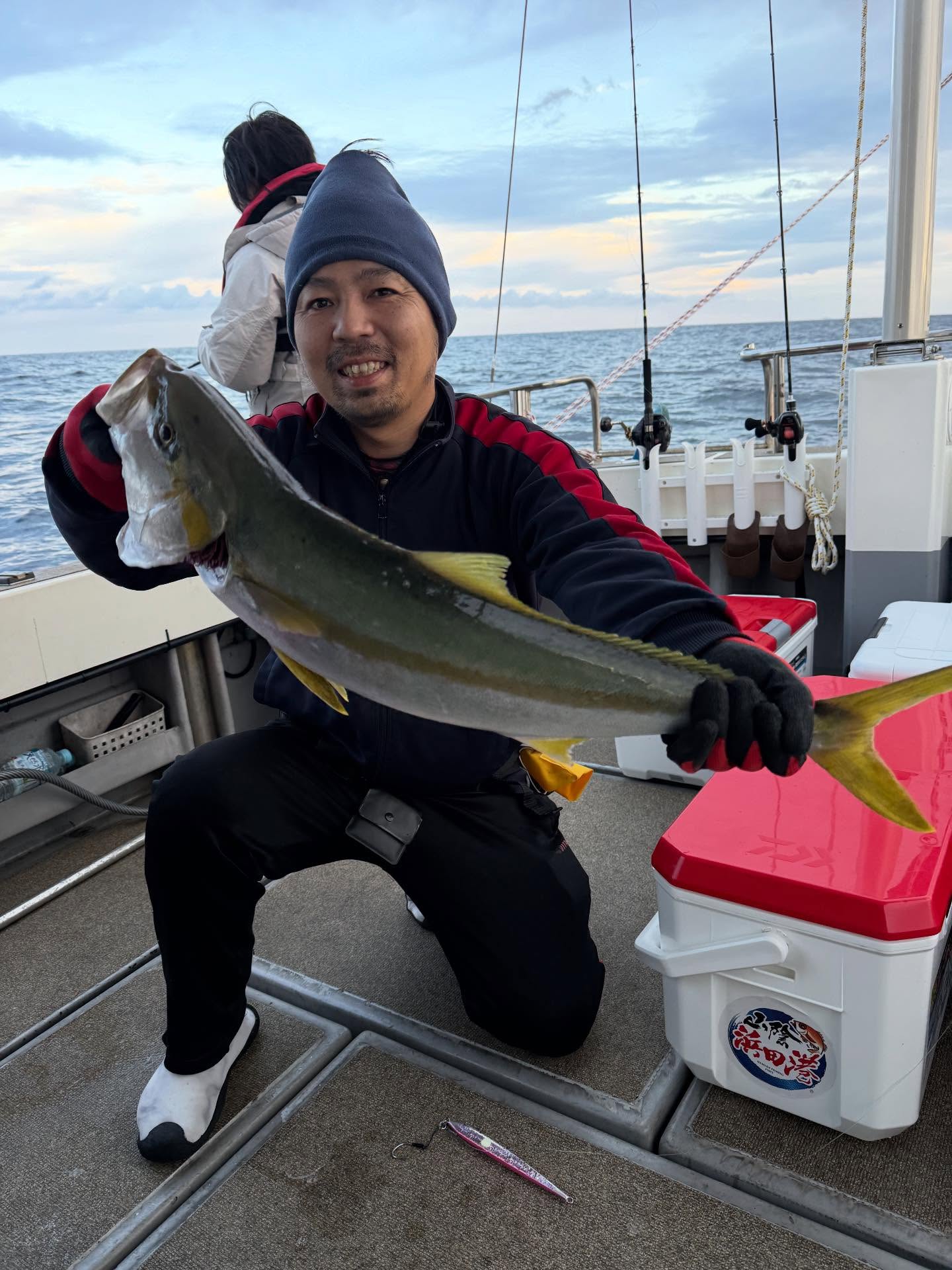11月24日ジギング、タイラバ便でスタート️近海が渋いと思い中海域へ!しかしやはり渋い🥶釣ってもらわねばとあちこち回りましたが激渋釣果になりました最後まで頑張って頂きありがとうございました#遊漁船#遊漁船DAIYA#福岡#博多#箱崎漁港#釣り#釣り好きと繋がりたい