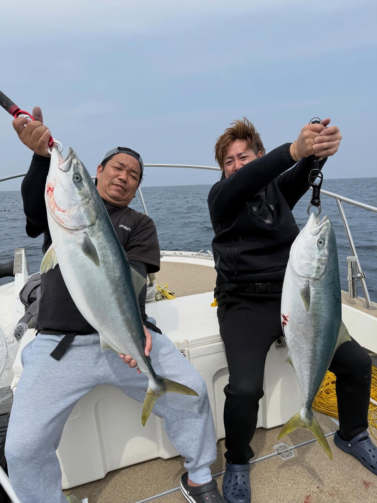 3月29日 ジギング便寒ブリ目指して早出し🏻到着後ナブラだらけ笑 追っかけ回して中々バラシなどしまくって何とか8キロ頭にポツポツとって、その後もタイラバでNICEサイズの鯛やアラ、根魚など多彩に楽しめました最後までありがとうございました#遊漁船#遊漁船DAIYA#福岡#釣り好きと繋がりたい