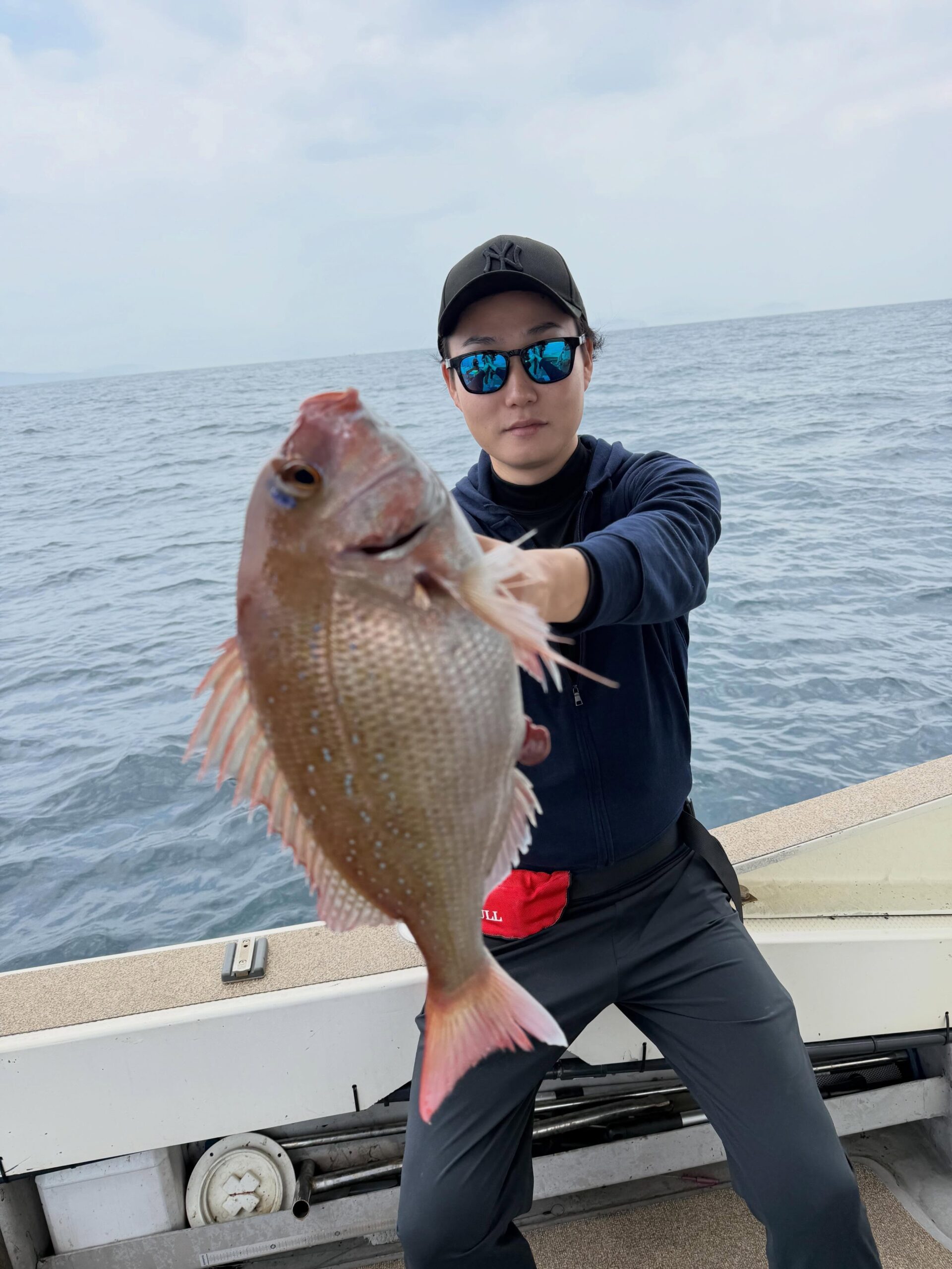 5月23日 近海タイラバ便滅多に行かない近海へ🏻朝イチ強烈なナブラを追っかけ回しましたが、ヤズのみ!それから、根魚やタイなどそれなりに釣れて私としては上出来な1日でしたまたのお越しをお待ちしております♪#遊漁船#遊漁船DAIYA#イカメタル#タイラバ前半戦が渋い中、1人だけ無双笑