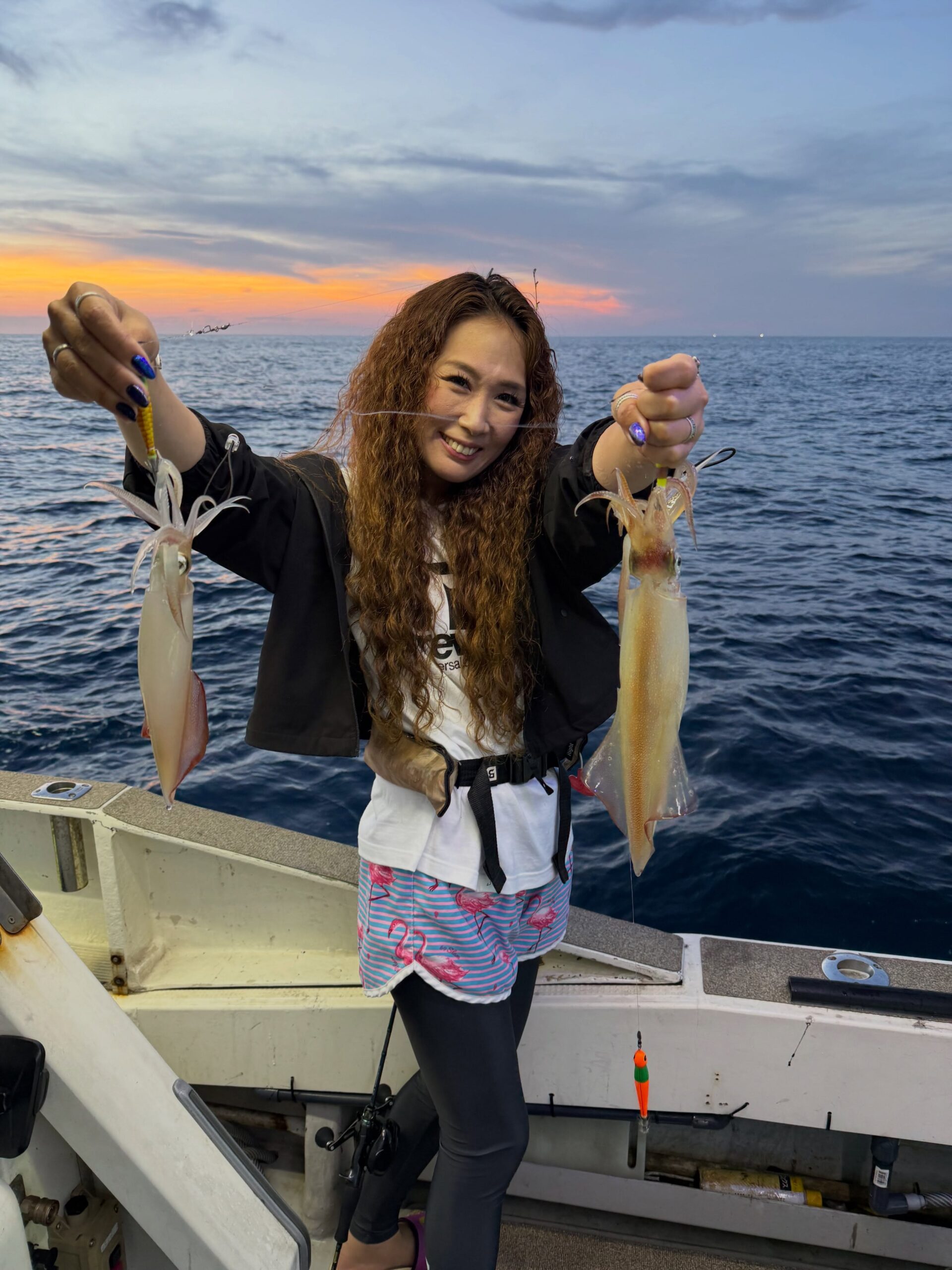 7月7日〜夜🦑昨日に引き続き県外からのお客様ありがとうございました最初ポツポツ、後半ラッシュで、数名100オーバー🏻入れ食いでしたね!またのお越しをお待ちしております