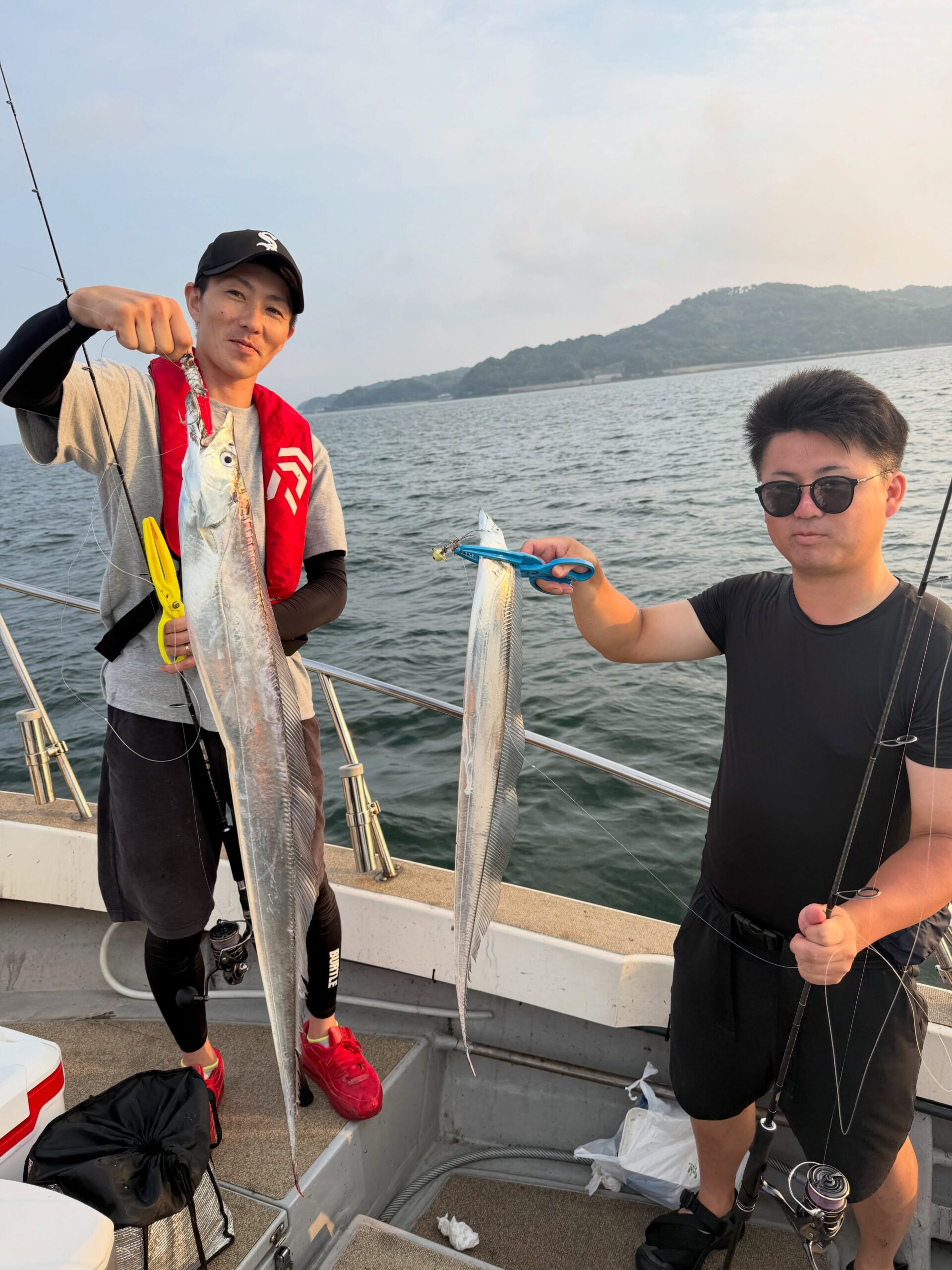 8月3日〜9日太刀魚便釣れる日、釣れない日、釣れる人、釣れない人その日その日で全然違う海の状況そんな中トラブル有り、笑いあり涙ありなどなど濃い数日でした🏻当事者しかわからない(あ!ってバラシ)是非味わいに来てください
